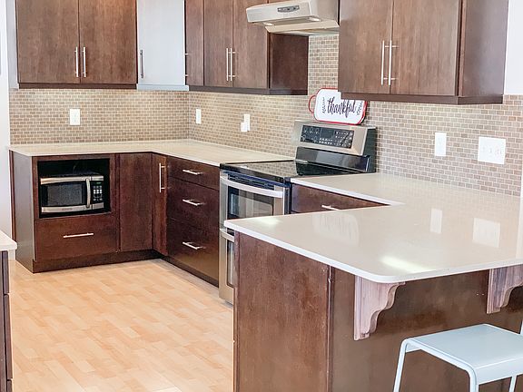 4th image of 207 Robert Lee Cir