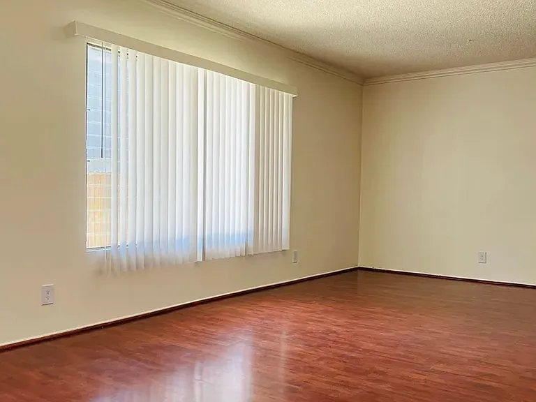 12711 Pacific Ave #3 — Photo 1