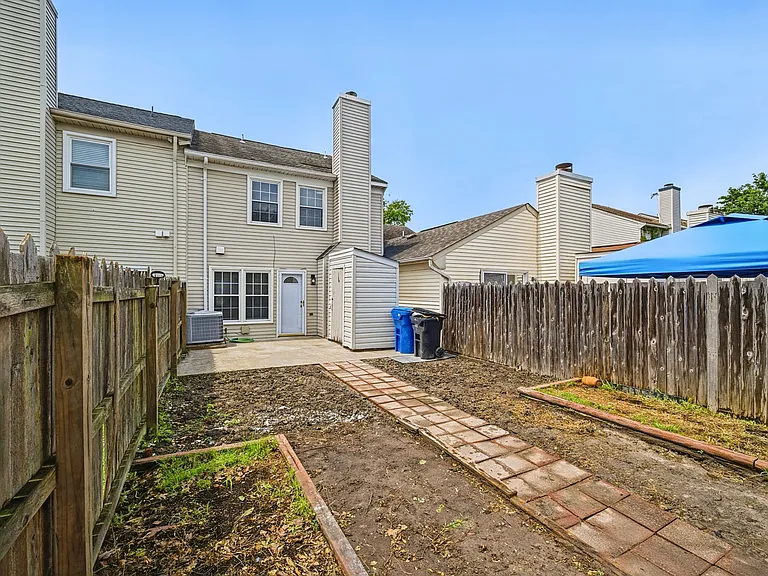254 Weller Blvd — Photo 31