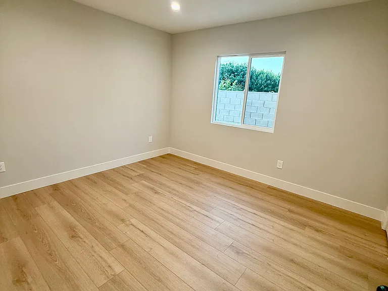 5607 N Muscatel Ave #A — Photo 13