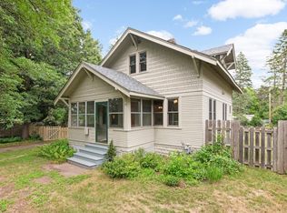 1452 Victoria St N, Saint Paul, MN 55117