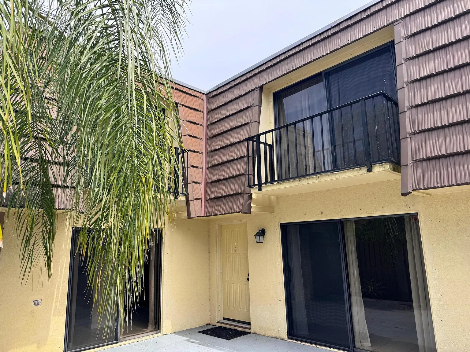 2 bed, 2.5 bath, 1236 sqft, $2,600 — Photo 1