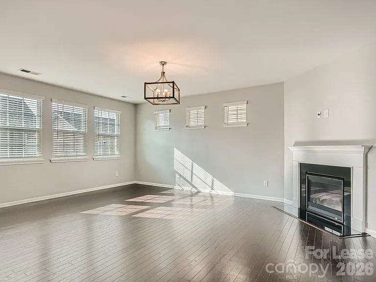 8123 Cornhill Ave — Photo 5