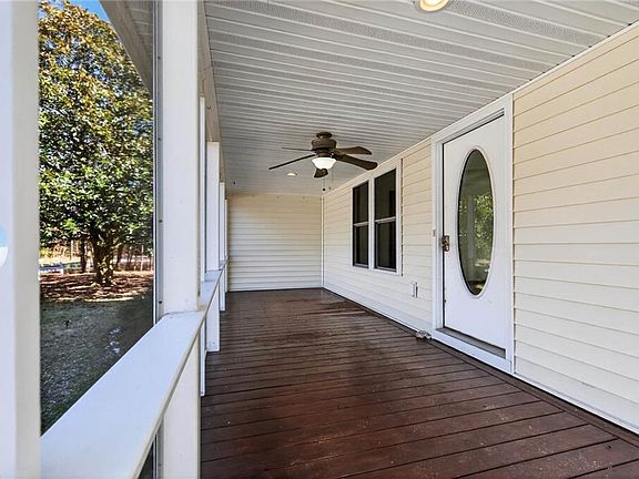 4th image of 1473 Public Landing Rd