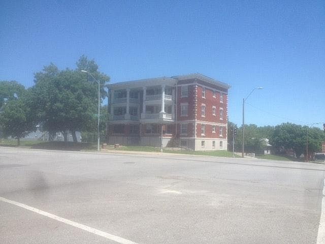 1st image of 3443 Paseo Blvd #3S