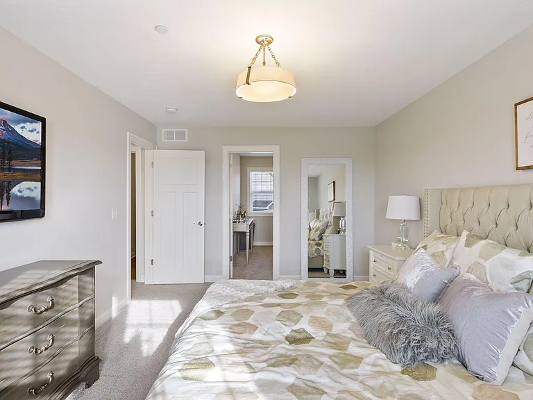 538 Tiffany Ln — Photo 10