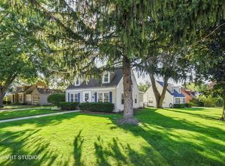 411 Miller Dr, Elgin, IL 60123