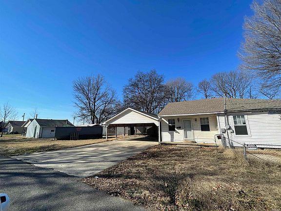 2nd image of 120 E Speedway St