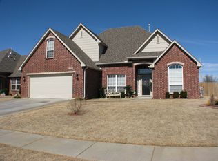 1920 E Queens St, Broken Arrow, OK 74012