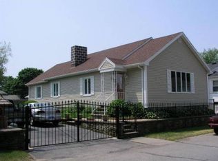 392 Ocean Grove Ave, Swansea, MA 02777