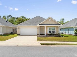 3259 Heritage Oaks Cir, Navarre, FL 32566