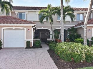 2444 Laurentina Ln, Cape Coral, FL 33909