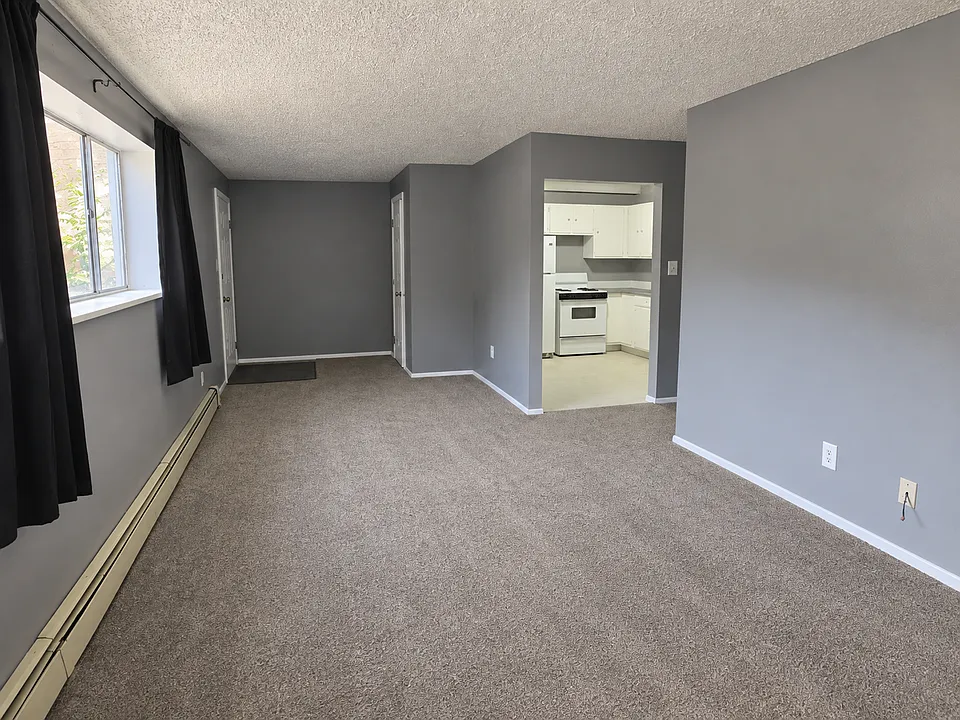 2129 Norman Ln #4