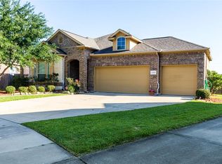 12905 Southern Ridge Dr, Pearland, TX 77584