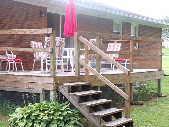 3rd image of 718 Plainview Dr