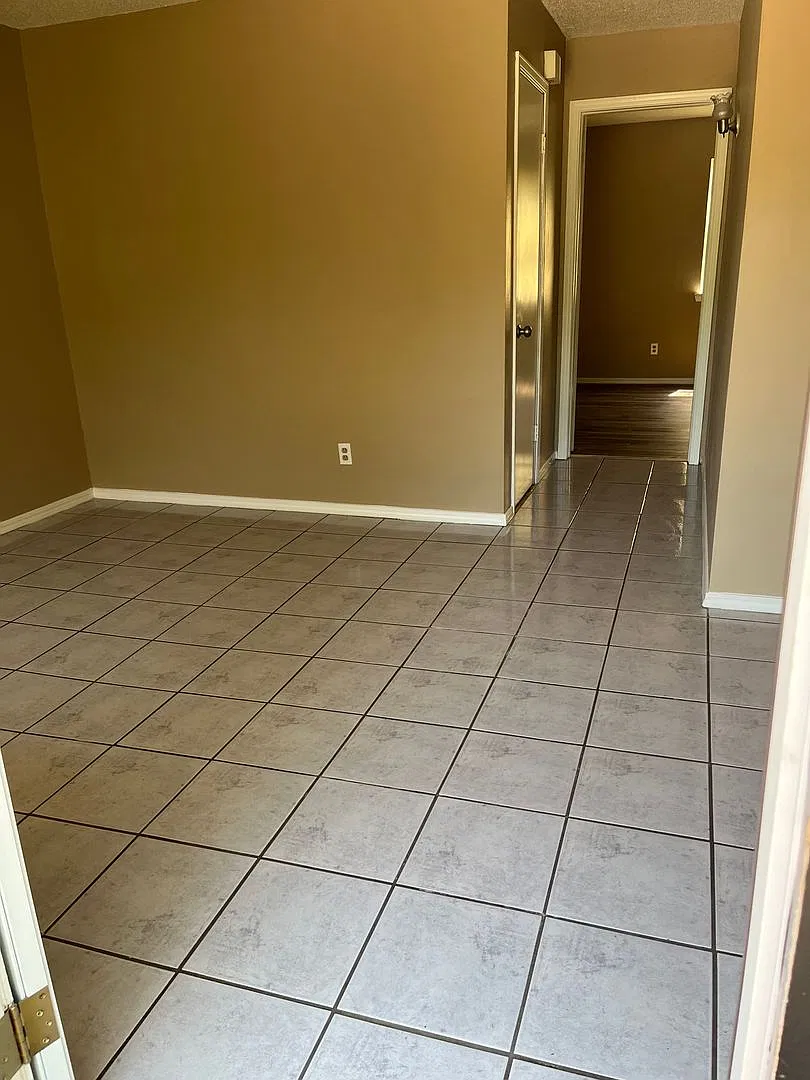 JMAY- Arkoma Main Street Apartments — Photo 4