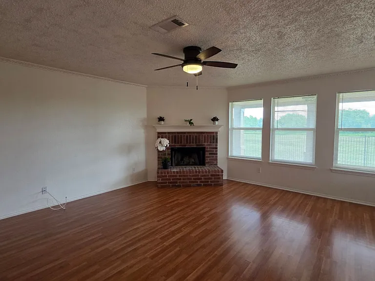 8632 Arcadia Park Dr — Photo 6