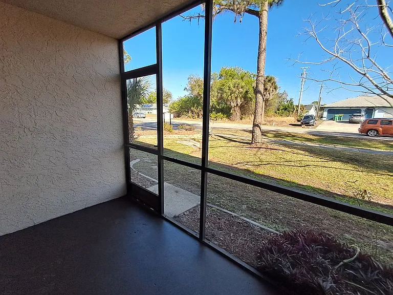 22523 Westchester Blvd #F101 — Photo 17