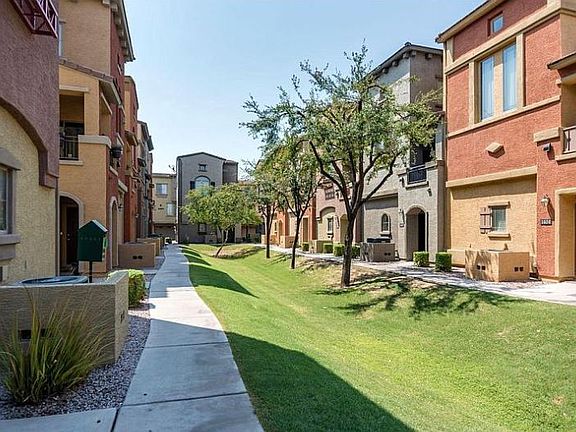 3rd image of 2401 E Rio Salado Pkwy #1404