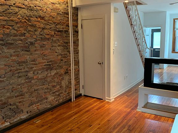 3rd image of 2529 E Albert St