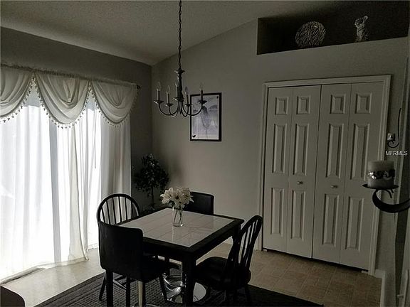 4th image of 420 Fernandez St