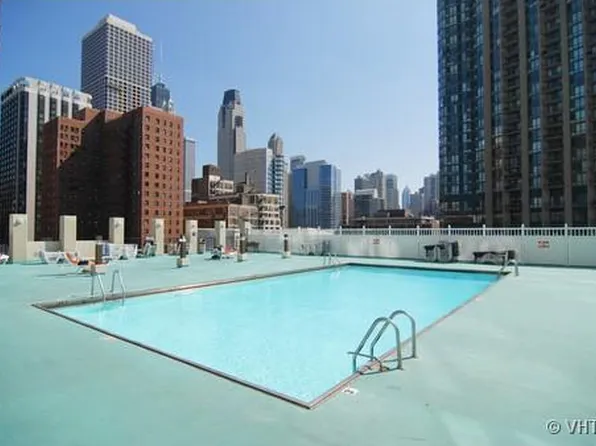 1122 N Clark St, Chicago, IL