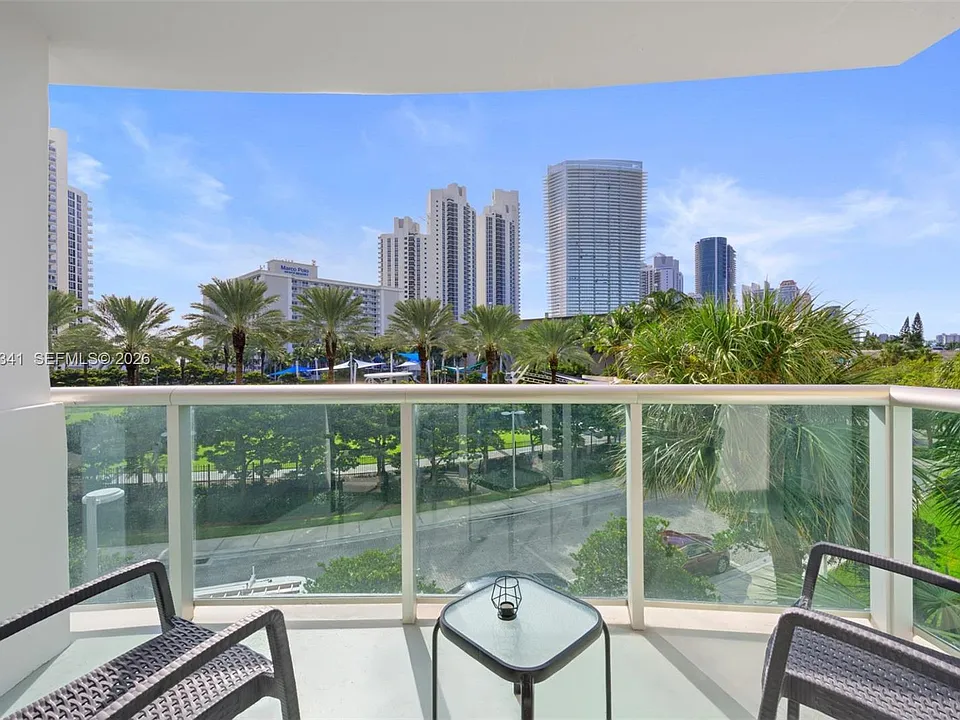 19370 Collins Ave #321