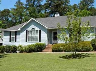 121 Heathwood Dr, Macon, GA