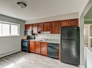 649 W Maple Rd APT 4, Clawson, MI 48017