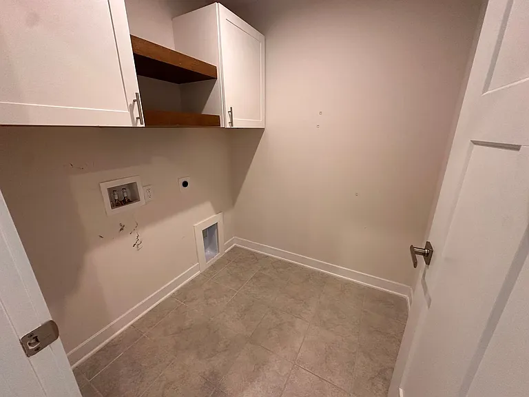 1668 Burtonwood Dr — Photo 5