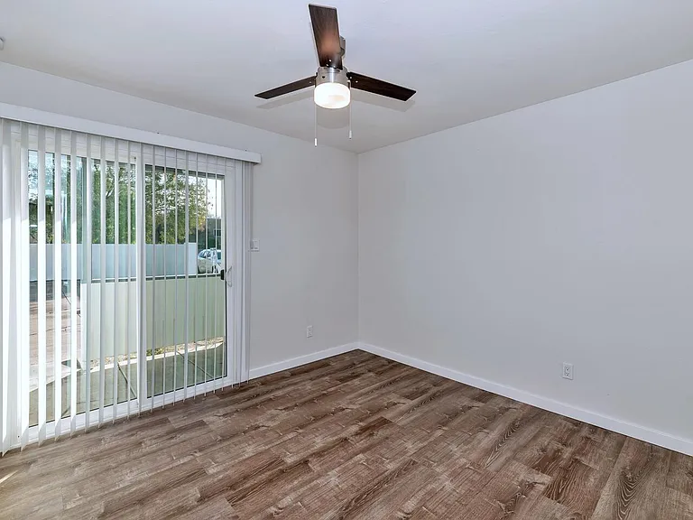 7602 E Polk St #101 — Photo 19