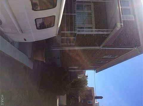 2nd image of 2405 Kingsland Ave