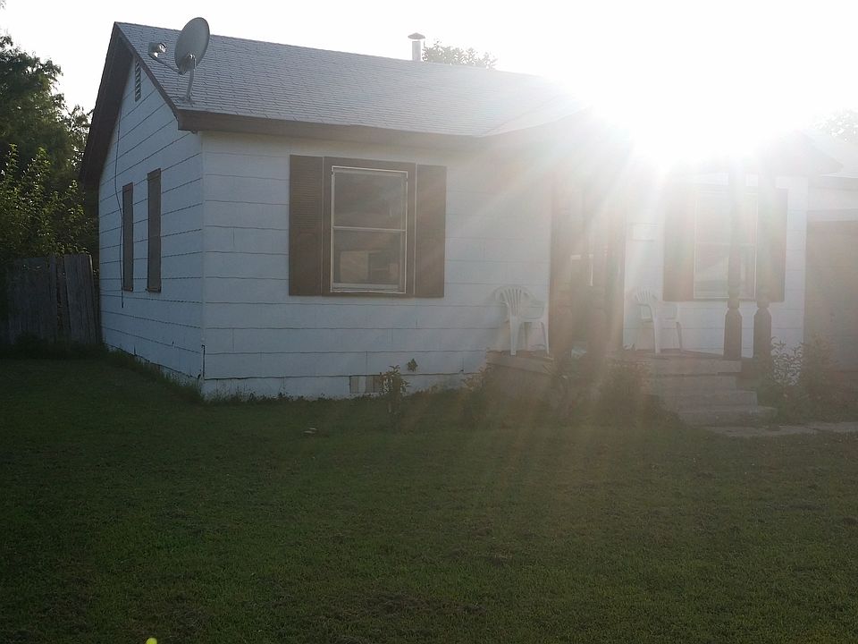 2nd image of 3108 SW 38th St