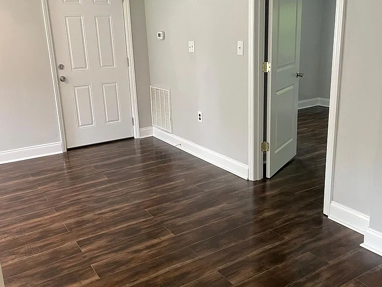 5219 Clearwater Lake Rd — Photo 3