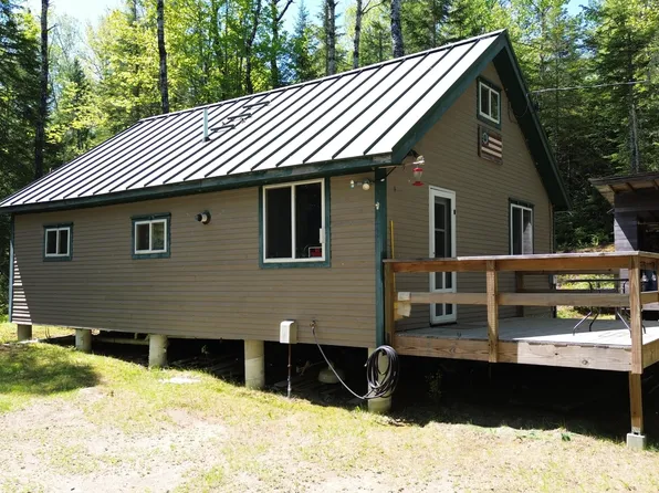 5 Pine Lane, Dallas Plt, ME 04970