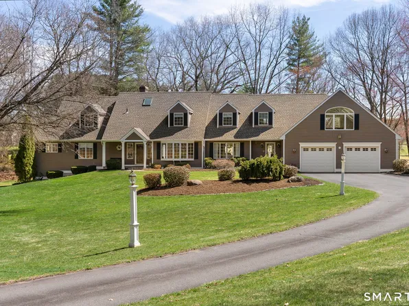 29 Woodland Drive, Avon, CT 06001