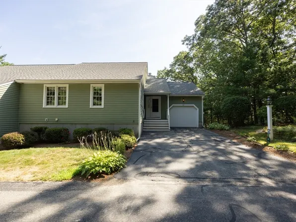 105 Laurelwood Dr Unit 105, Hopedale, MA 01747