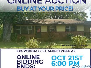 805 Woodall St, Albertville, AL 35951