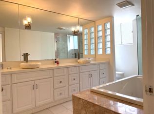 412 N Palm Dr APT 103, Beverly Hills, CA 90210