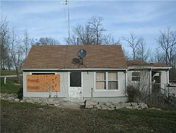 1st image of 114 Evans Main St