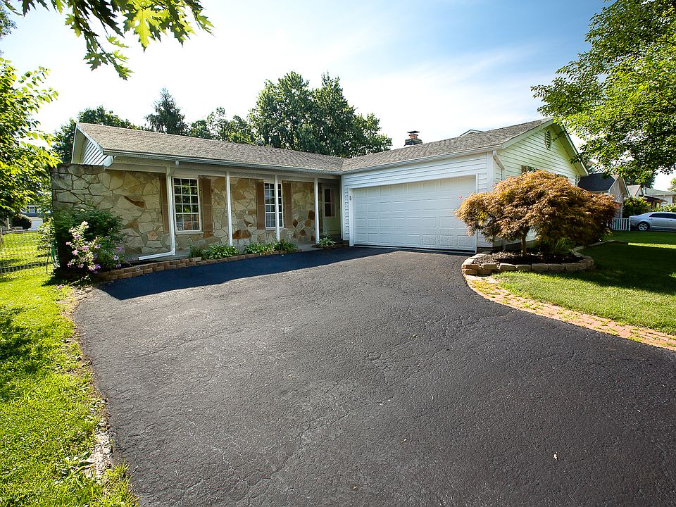 1st image of 1284 Fletcher Dr
