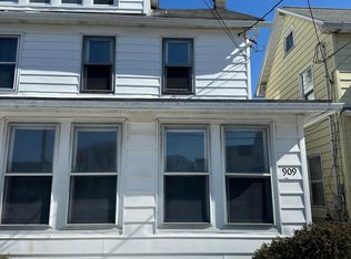 909 Birkbeck St, Freeland, PA 18224