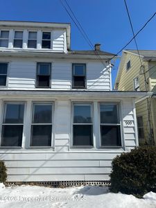 909 Birkbeck St, Freeland, PA, 18224
