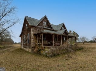152 Stream Rd, Alma, GA 31510
