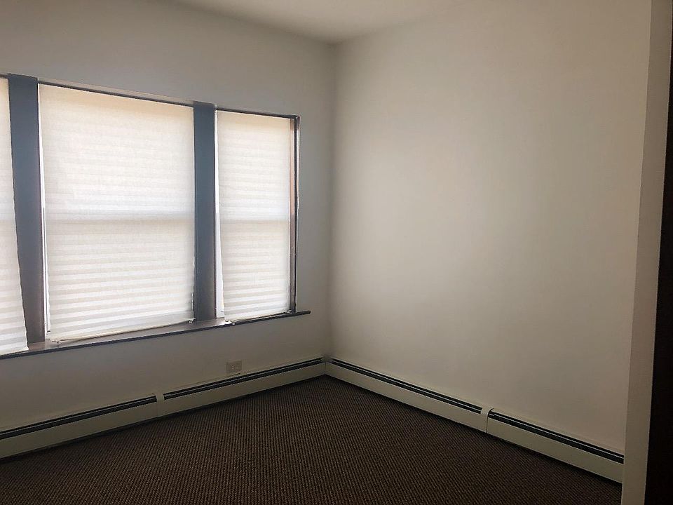 1st image of 7126 S Saint Lawrence Ave #2