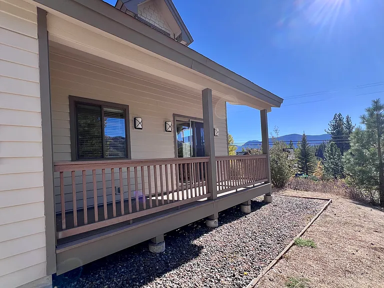 720 Mule Deer Cir — Photo 11