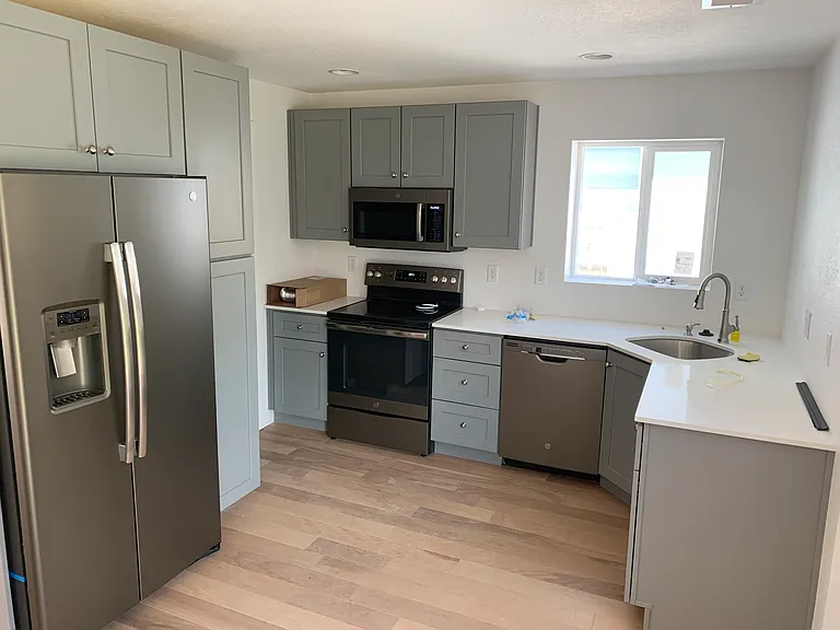 1340 Poplar St — Photo 14