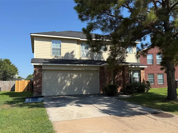 19202 Yaupon Creek Dr, Cypress, TX 77433