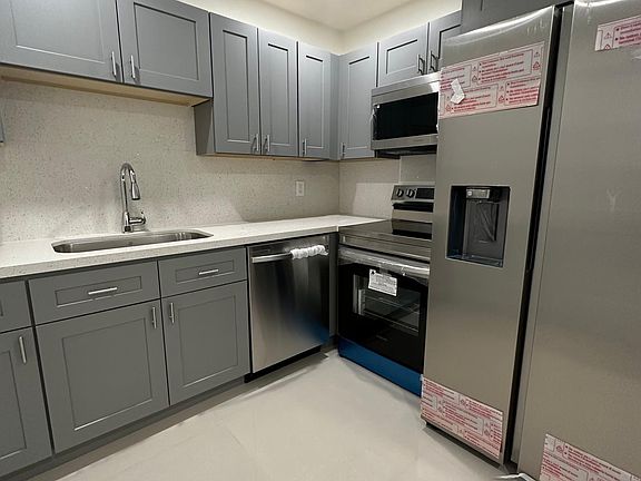 5th image of 1500 SW 6th Ave #1500