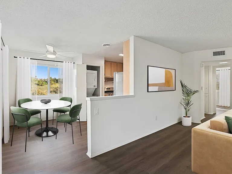 Classic Package II dining area